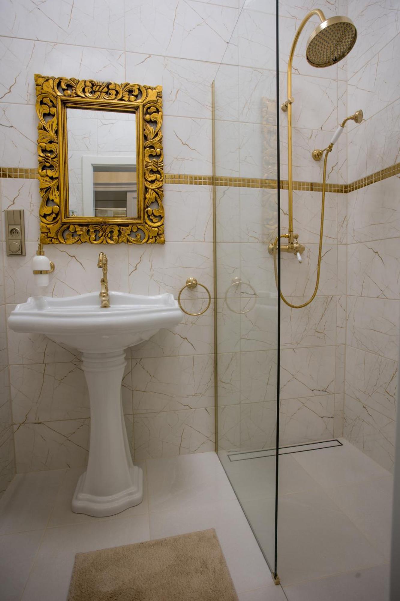 Hotel Zamek Kvasetice à Havlíčkův Brod Extérieur photo