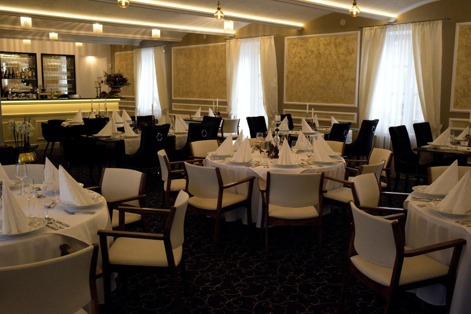Hotel Zamek Kvasetice à Havlíčkův Brod Extérieur photo