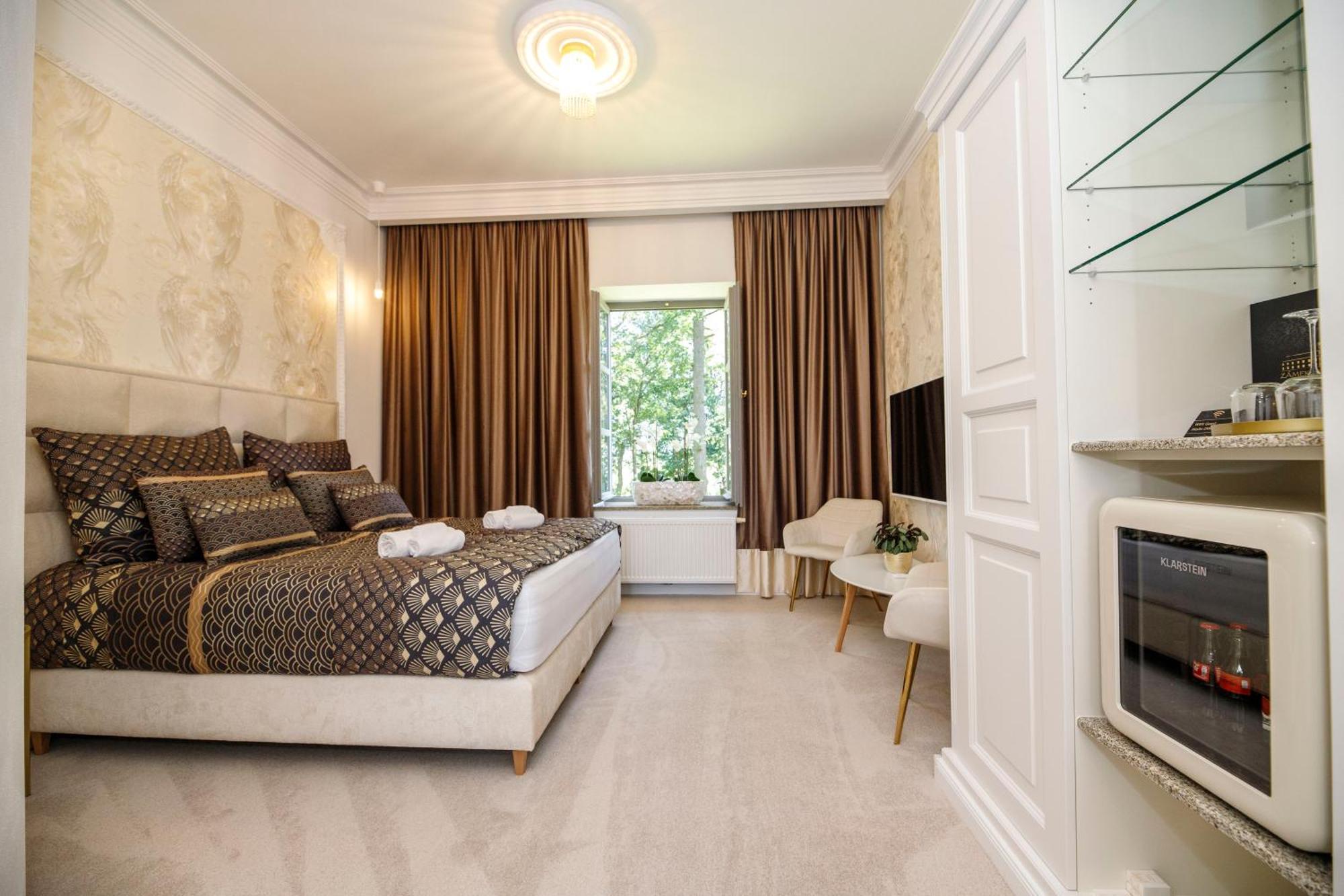 Hotel Zamek Kvasetice à Havlíčkův Brod Extérieur photo